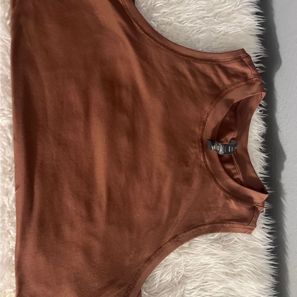 Vuori Copper Tank Top - Picture 5 of 6